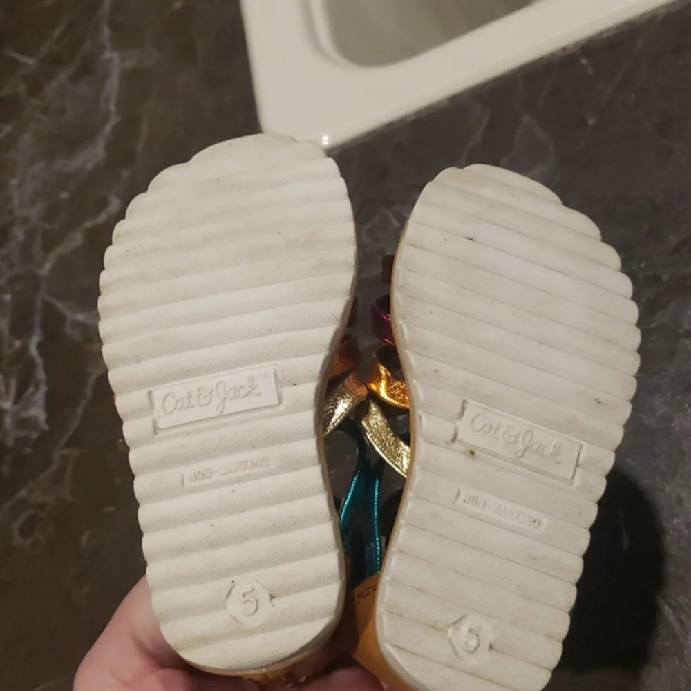 Little.‎ girl size 5  Rainbow gladiator sandal